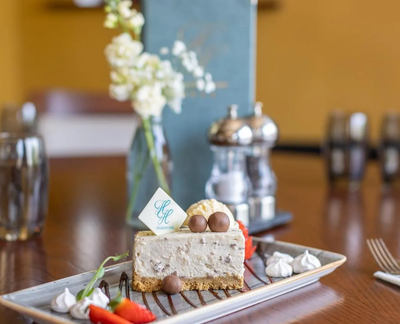 Killarney Heights Hotel
